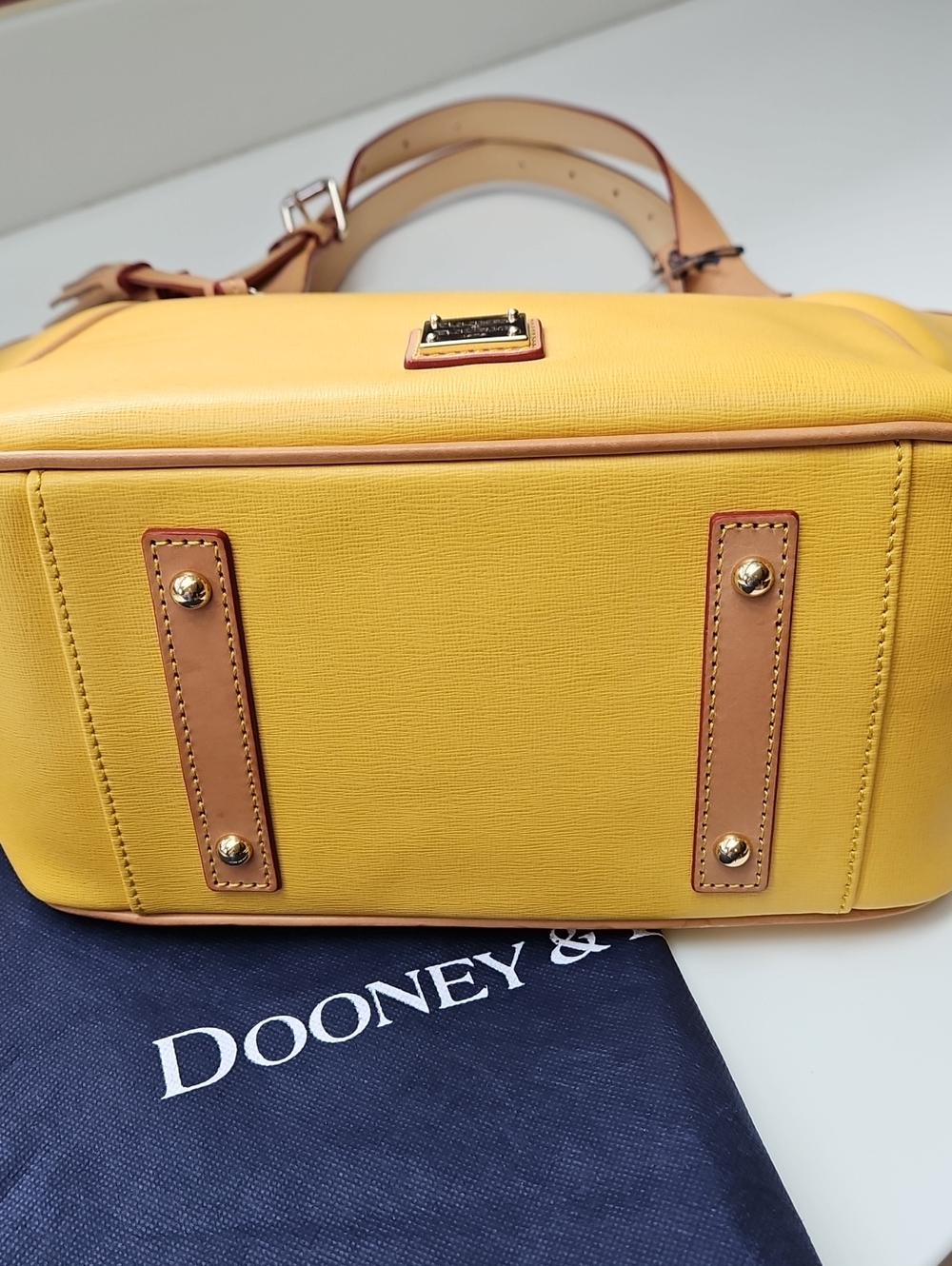 โจ๏ธ Dooney & Bourke 'Maddie' Saffiano Leather Dandelion Hobo Bag - Picture 7 of 16